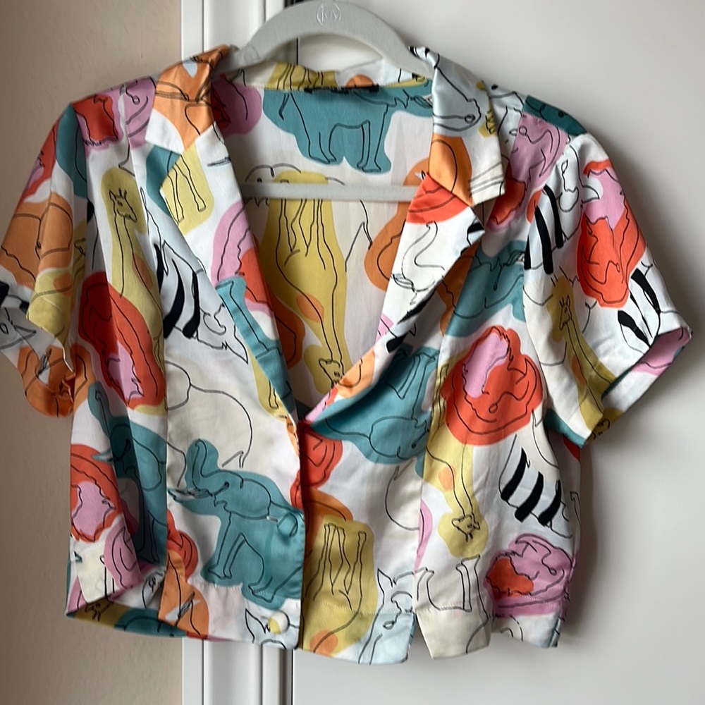 Deep V Animal Button crop top